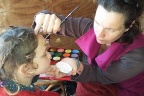 Blue Star Art Face Painter Hire Profile 1